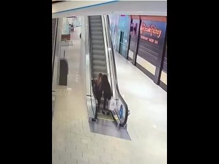 drunk girls on the escalator